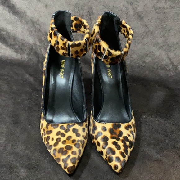 Leopard Print Nine West Shoes with Ankle Straps - Picture 2 of 4